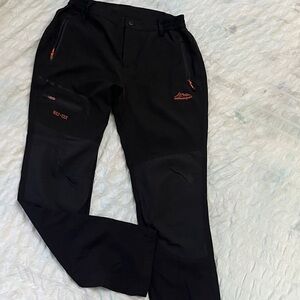 Black Outdoor Sport Lightweight Hiking Pants, Like New, Size Large